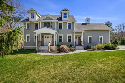 169 Lexington Rd 1
