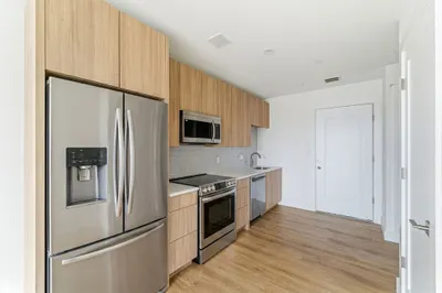 1035 Commonwealth Ave #505