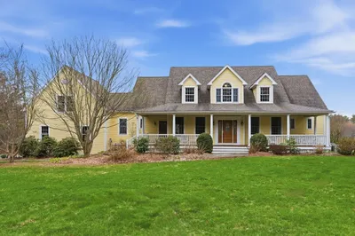48 Vaughn Hill Rd 1
