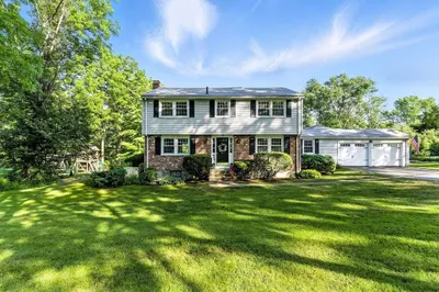 138 Pelham Island Rd 1