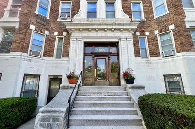 1669 Commonwealth Ave #3 1