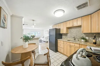 2 Lagrange Street #4A