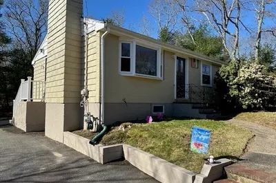 70 Clay Pond Road 1