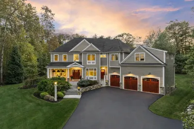 2 Jackson Dr 1