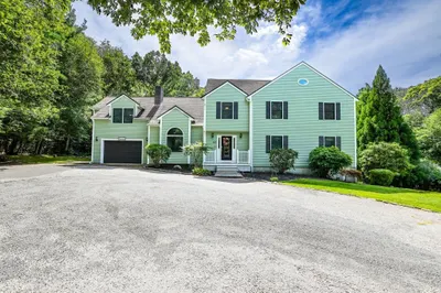 27 Brittany Ln 1