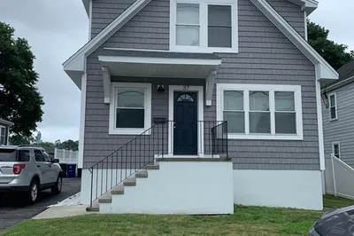 37 RocklAnd Street #A 1