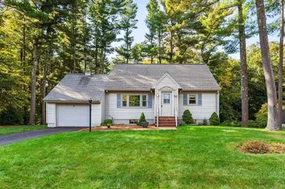 5 Pineview Ter