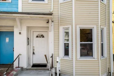 29 Clarence Street #1 1