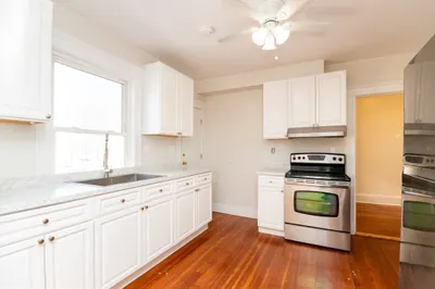 60 Bowdoiin Avenue #2