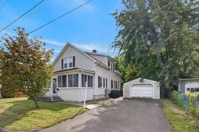 35 Lorraine St 1