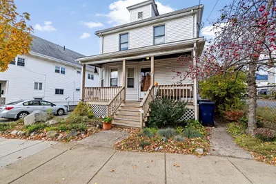 98 Bradford St