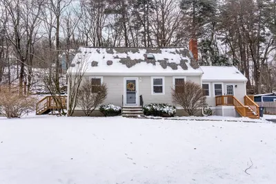 7 Baben Rd