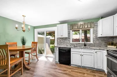 16 Mansion Woods Dr #B 1