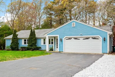 17 Foxglove Rd