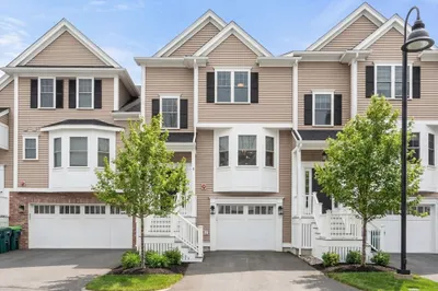 8 Audubon Way #8 1
