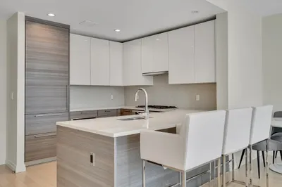 1 Franklin St #2409
