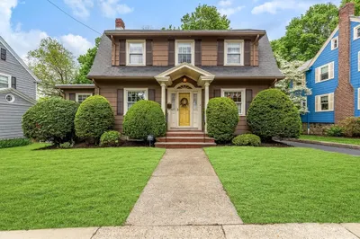 26 Laurel Street