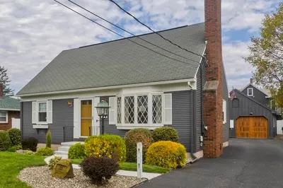 34 Goodhue Ave 1