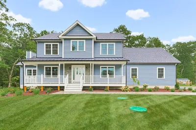 16 Ledge Hill Ln 1