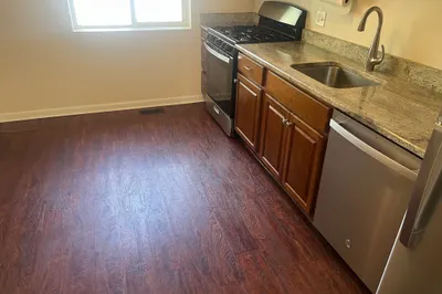 10 Bayberry Dr #2 1