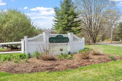 360 Littleton Rd #D2 1