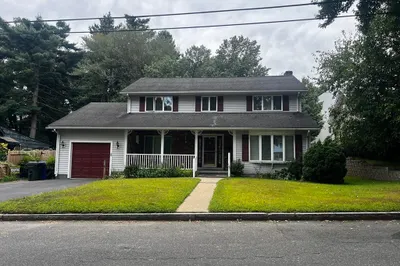11 Calvin St 1