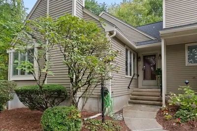 43 Lilac Ln #7