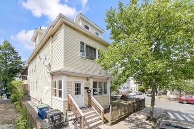 38 Illinois Ave., Ave #2 1