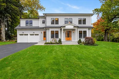 15 Lafayette Cir 1