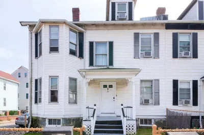 26 Minot St 1