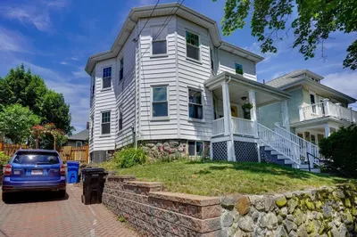 7 Vincent Avenue 1