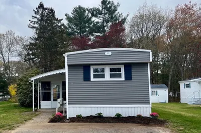 10 Holly Road 1