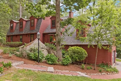 49 Noon Hill Avenue 1