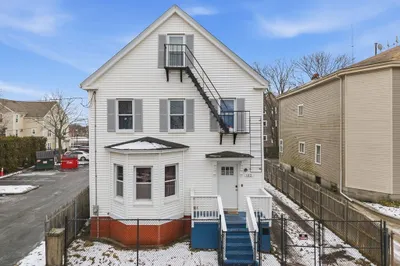 102 Acushnet Ave