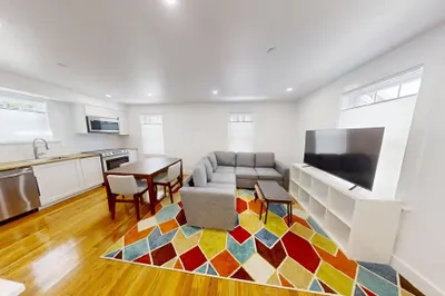 36 Shepard St #1