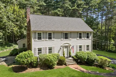 37 Valleywood Rd 1