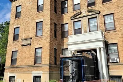 1 Crawford Street #12