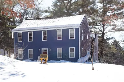 27 Howard Dr