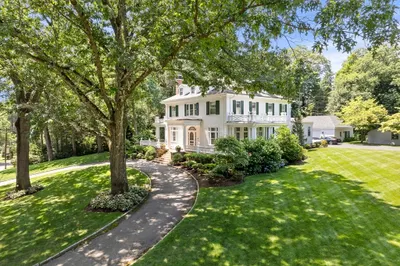 19 Rangeley Rd