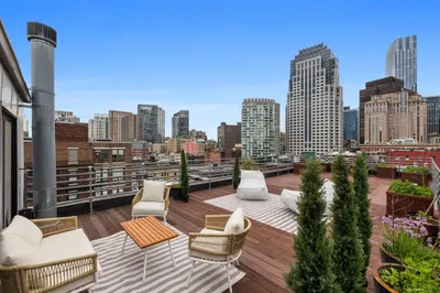 121-123 Beach St #803