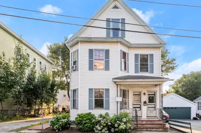 32 Bourne St
