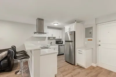 26 W Wyoming Avenue #2D 1