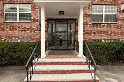 32 Bradford Street #8 1