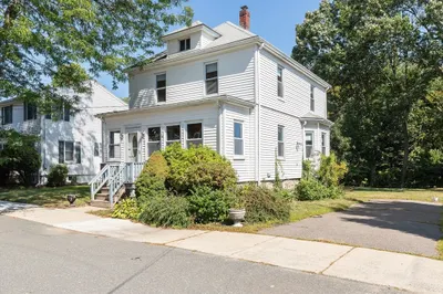 1 Winnegance Avenue 1