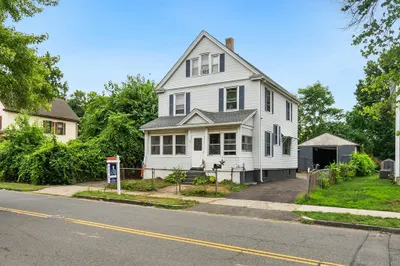 234 Allen St