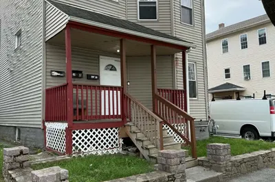 17 Sigel St #3 1