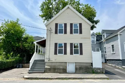 41 Middle St 1