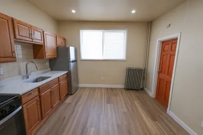 112 Amory Street #1