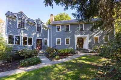 28 Clovelly Rd