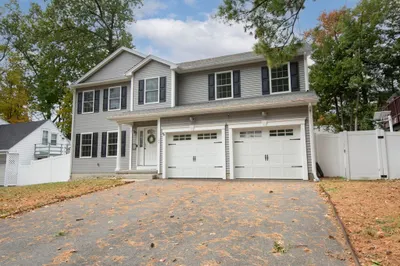 108 Birchland Ave 1